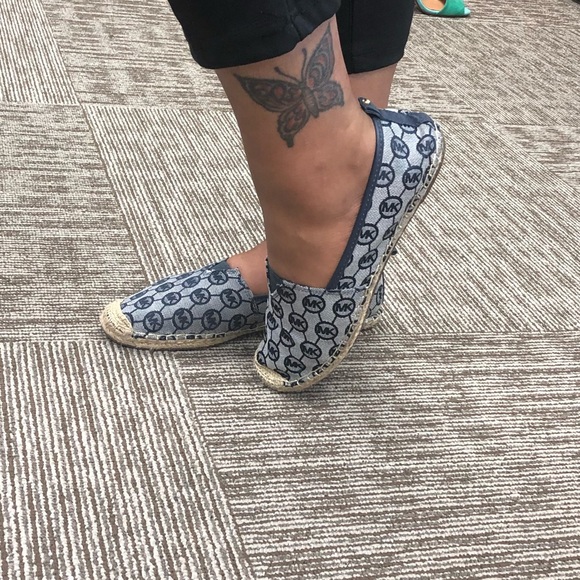 Michael Kors flats - Picture 2 of 2